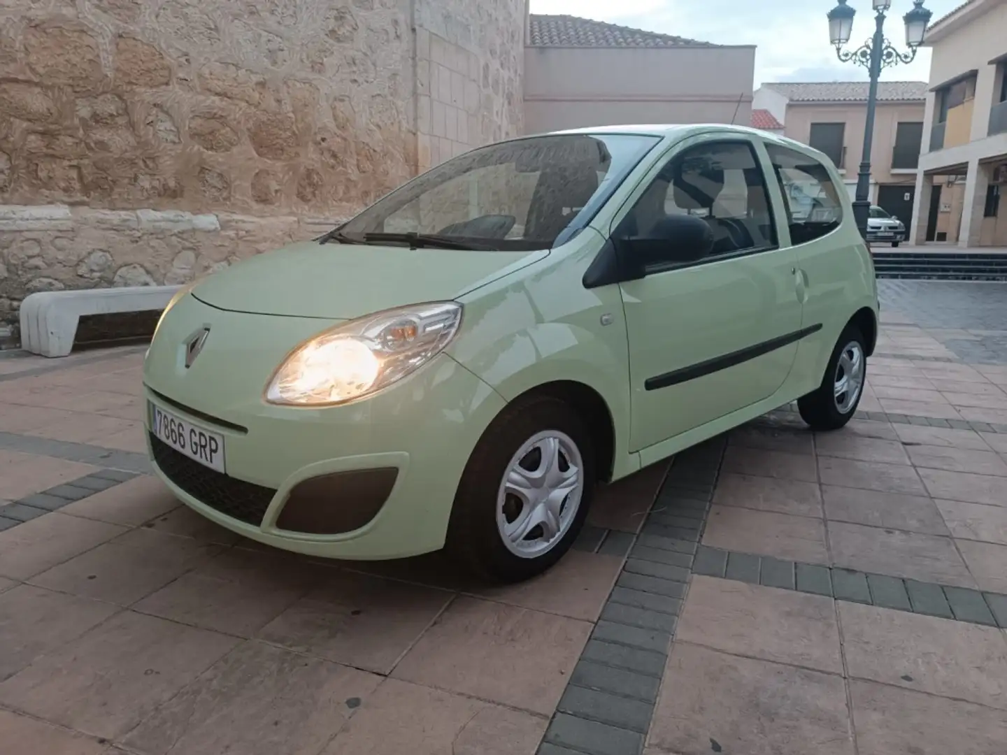 Renault Twingo 1.2 16v Authentique eco2 Zielony - 1