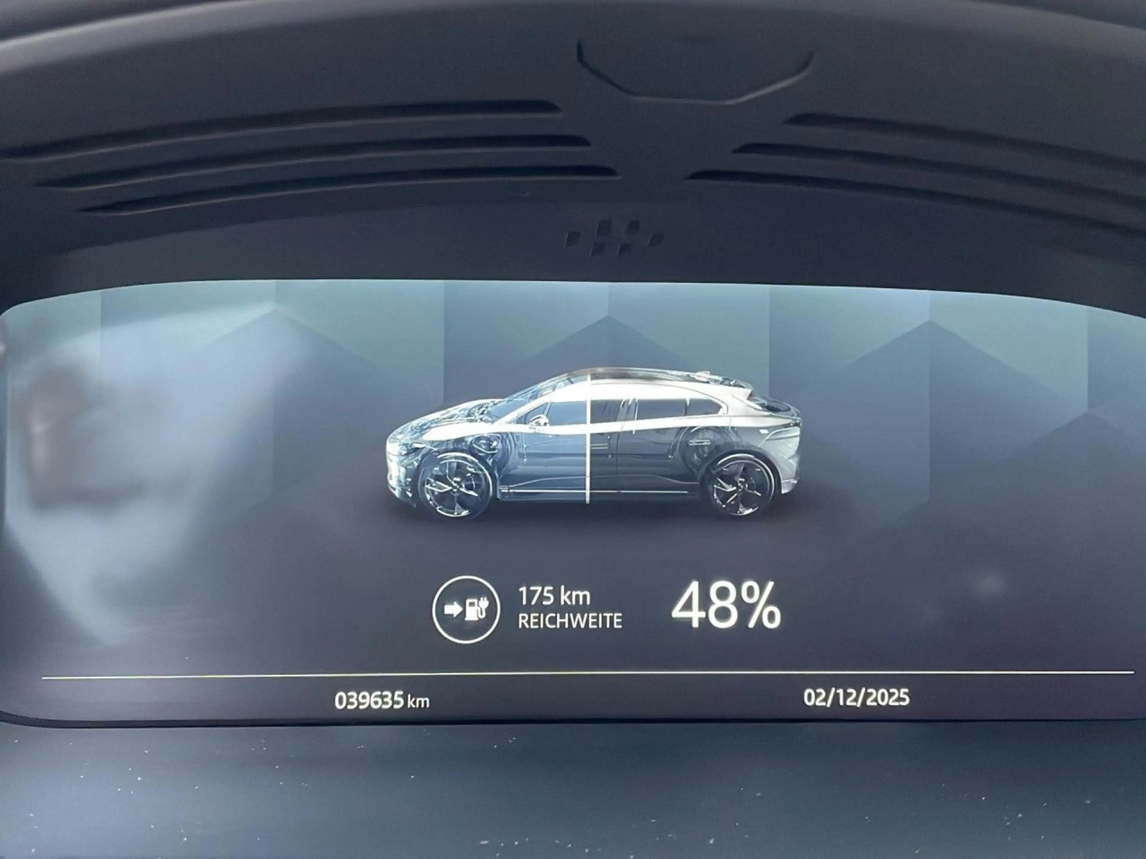Jaguar I-Pace EV400 AWD S — photo 8