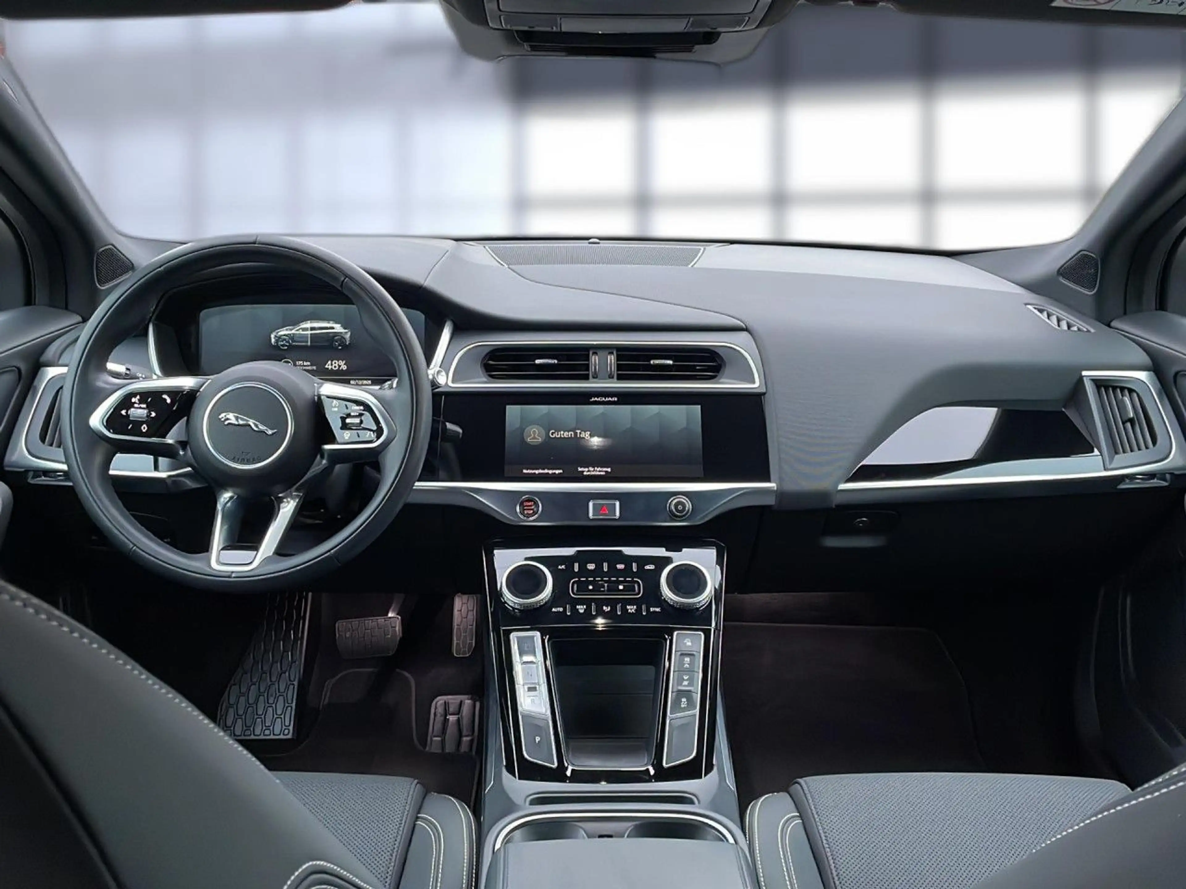 Jaguar I-Pace EV400 AWD S — photo 11