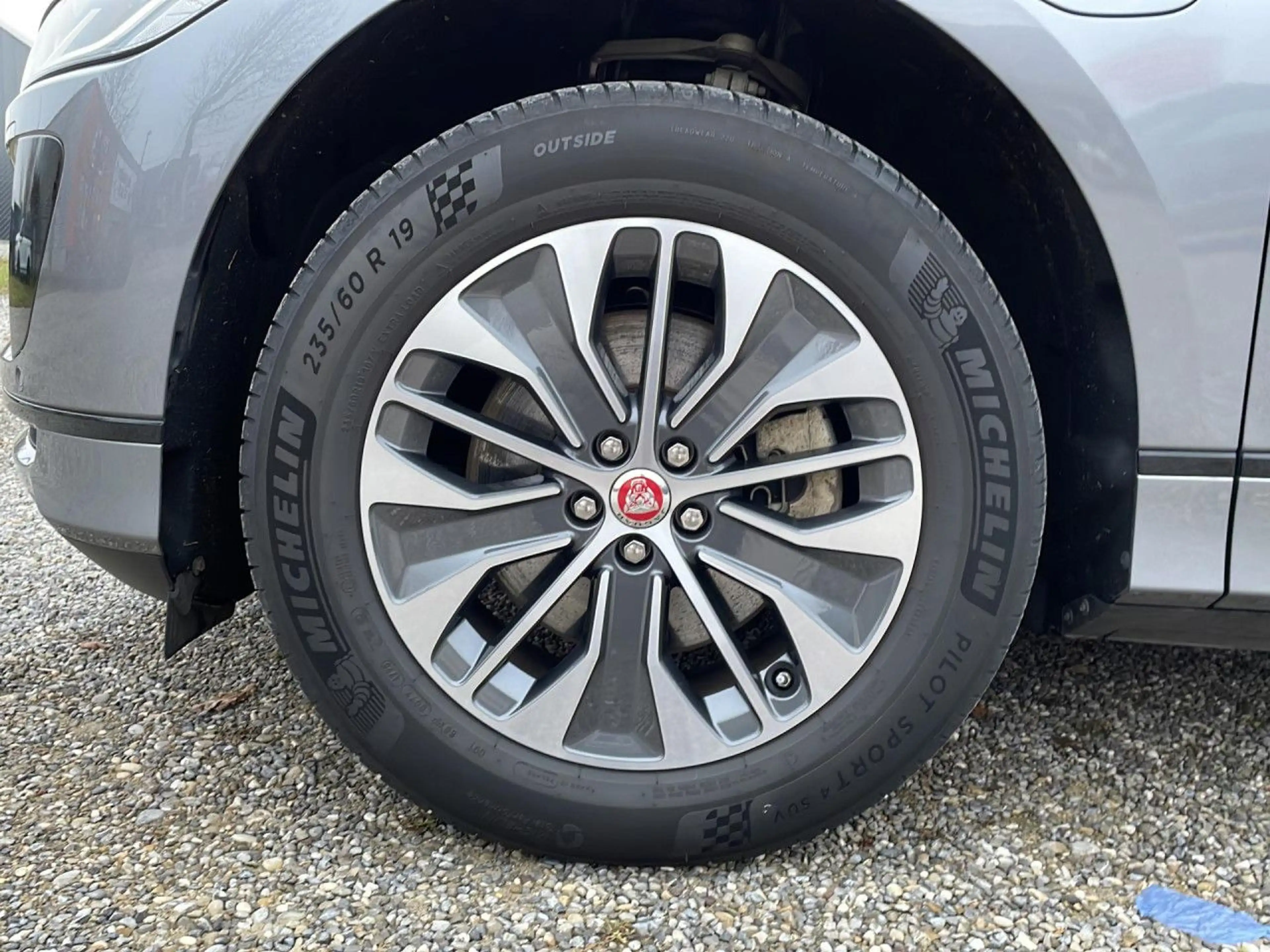 Jaguar I-Pace EV400 AWD S — photo 15