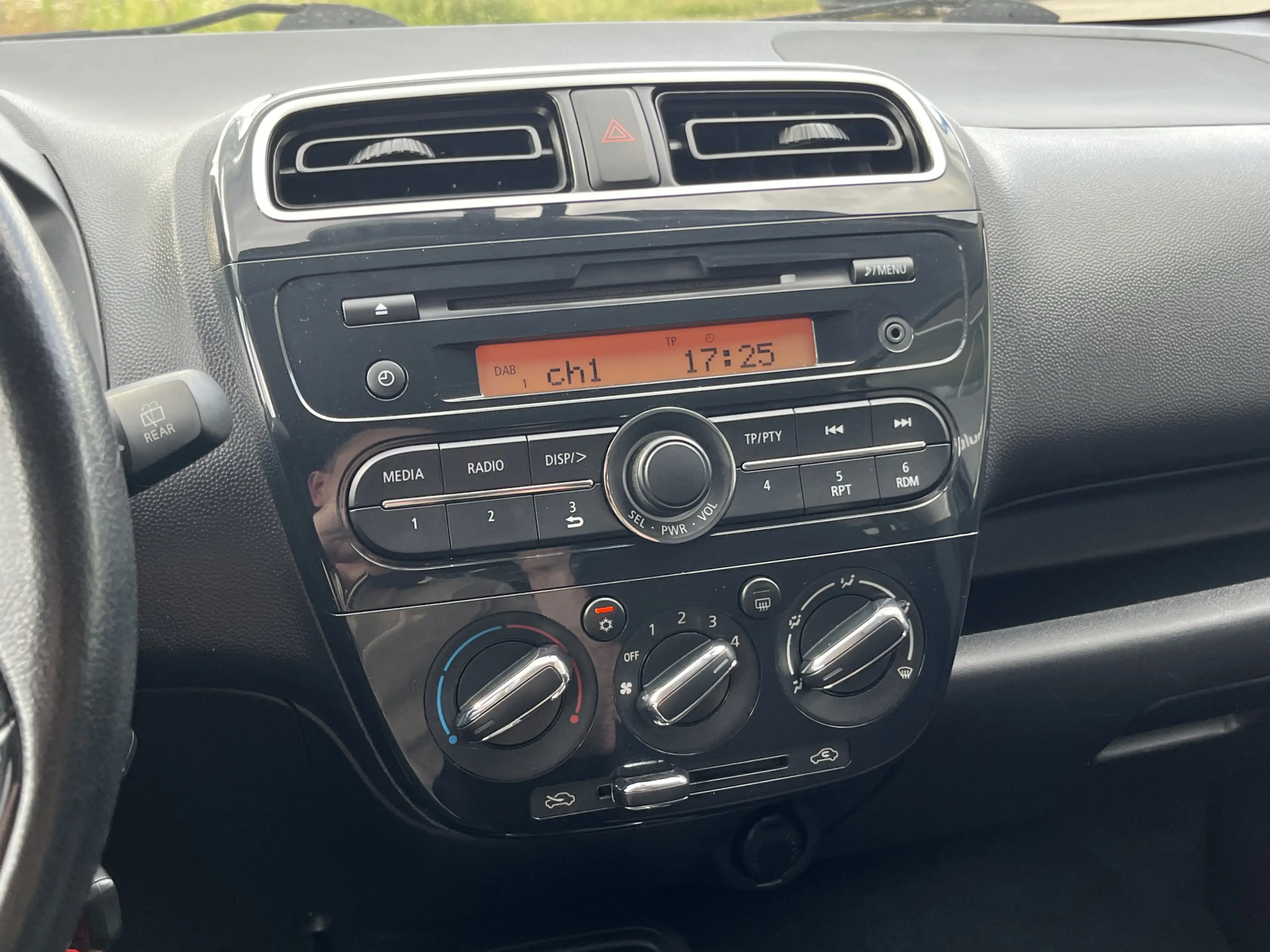 Mitsubishi Space Star 1.2 Life / Automaat / Cruise / Airco / — photo 16