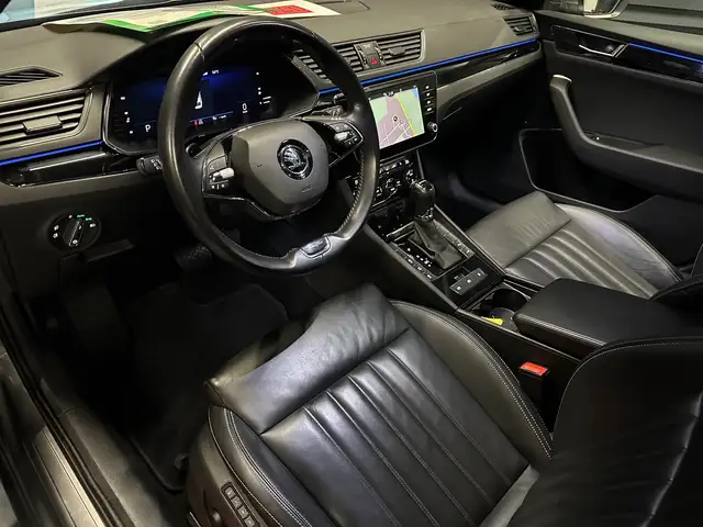 Skoda Superb view 15