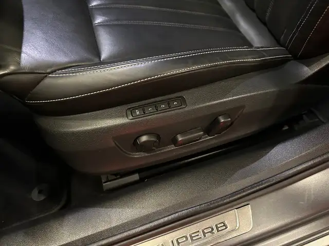 Skoda Superb view 14