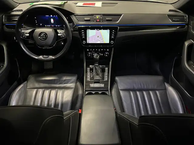 Skoda Superb view 10