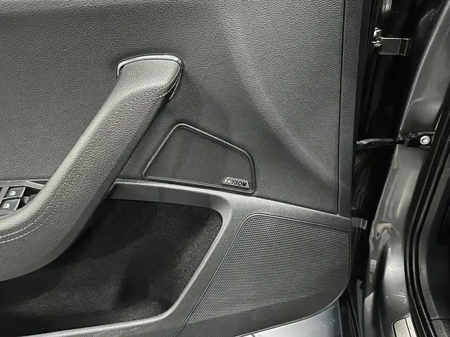 Skoda Superb view 12