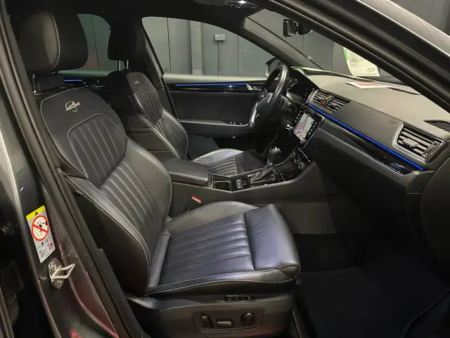 Skoda Superb view 8