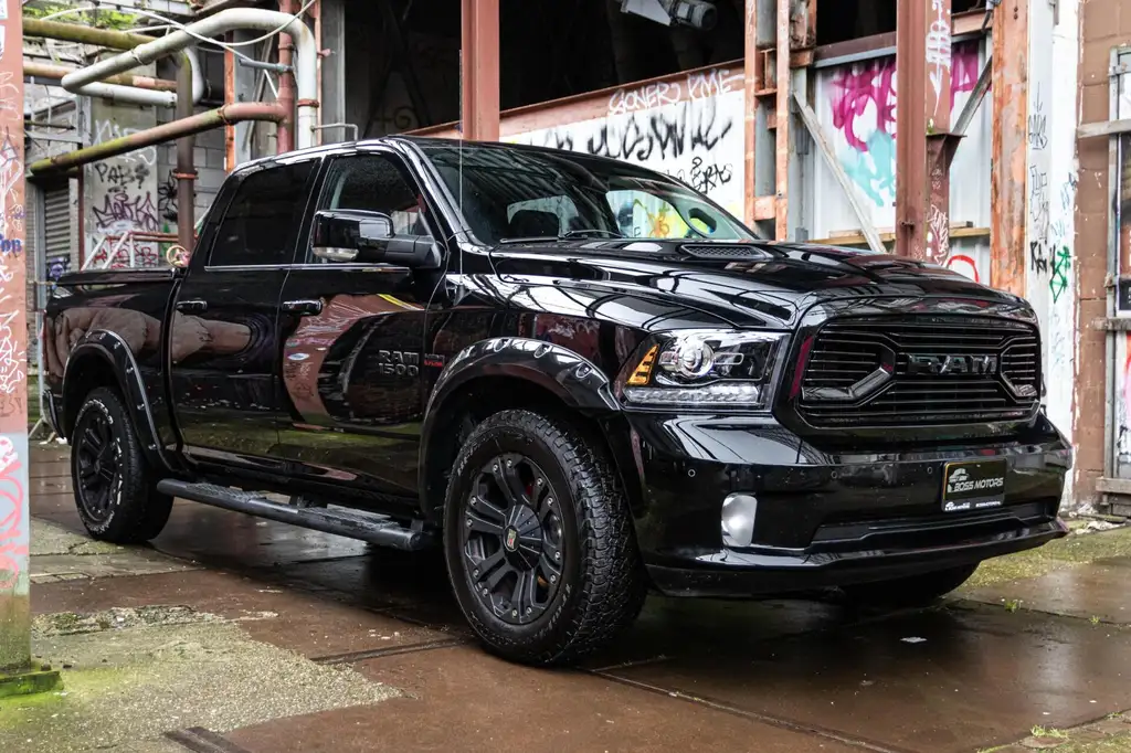 Dodge RAM 2013 из Европы — купить под ключ