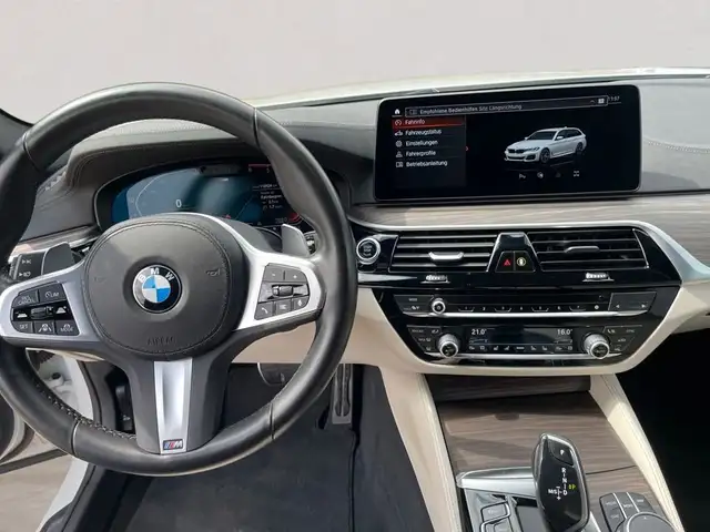 BMW M view 11