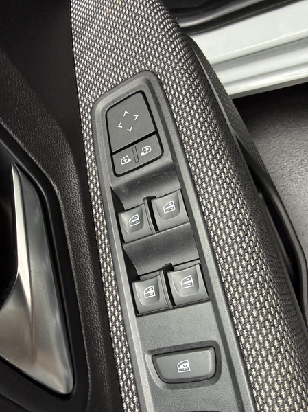 Dacia Sandero 1.0 TCe 90 Essential incl onderhoud en Garantie! — photo 11