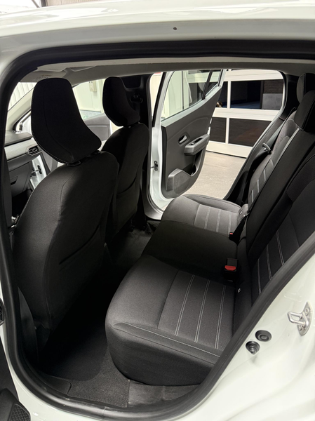 Dacia Sandero 1.0 TCe 90 Essential incl onderhoud en Garantie! — photo 8