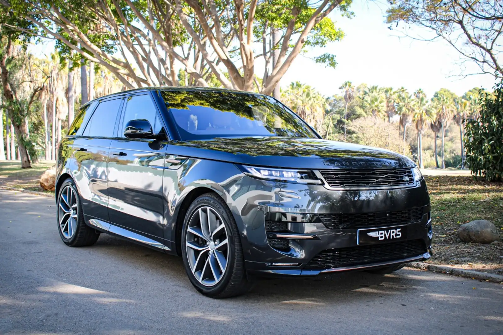 Land Rover Range Rover Sport 3.0 i6 PHEV SE 440 Gris - 1