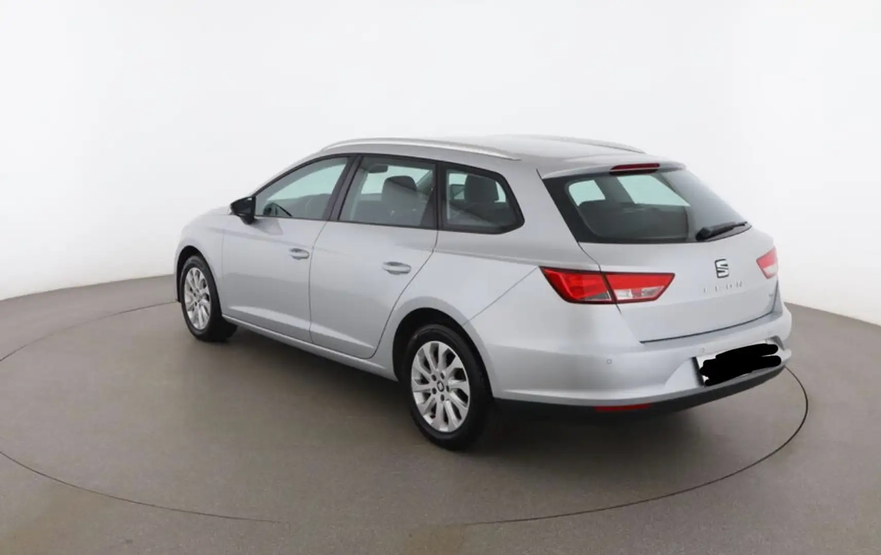 SEAT Leon ST Executive 1,6 TDI CR Start-Stopp DSG - 2