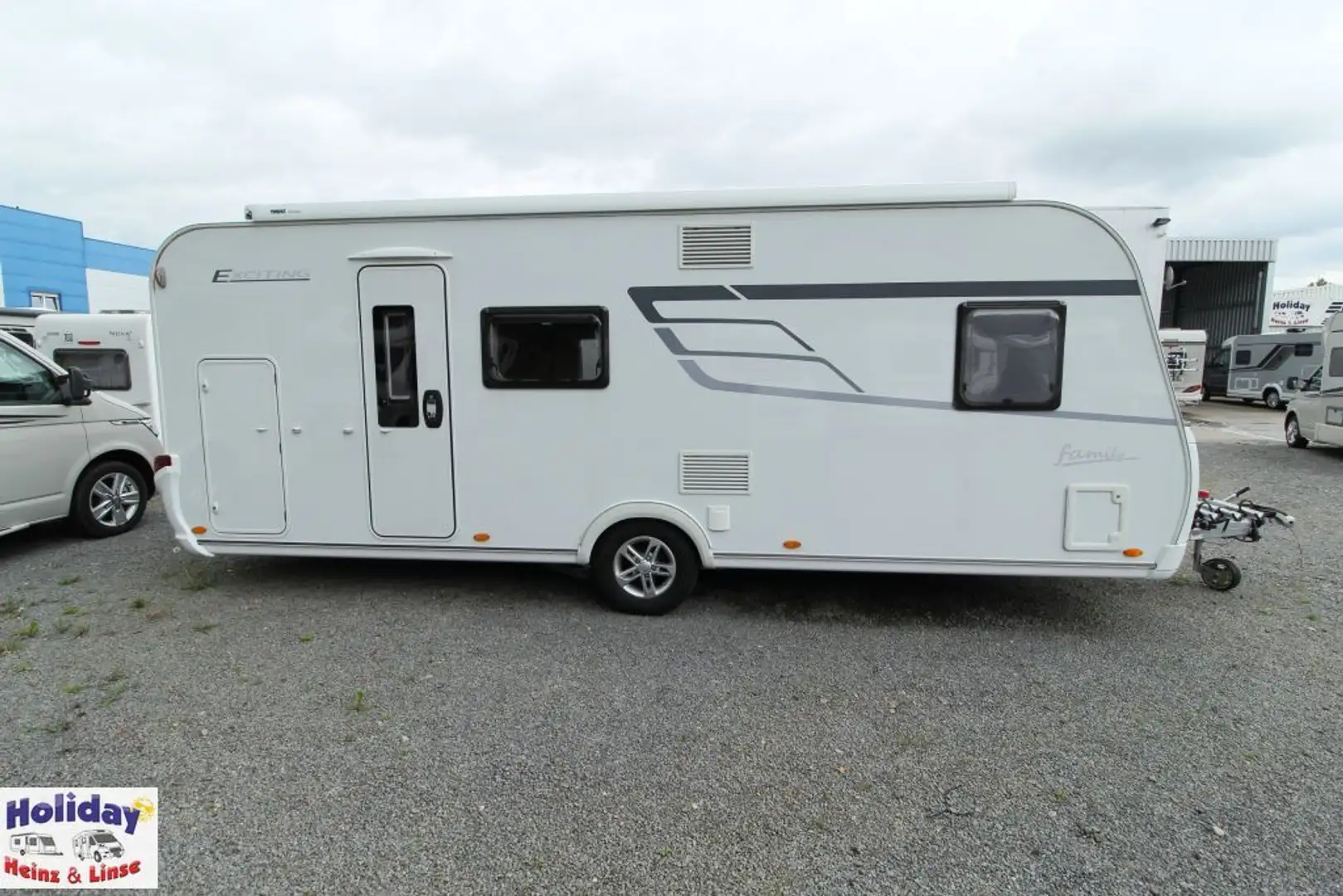 Hymer/Eriba Exciting 505 Family 1800Kg, Markise, Mover Blanc - 1