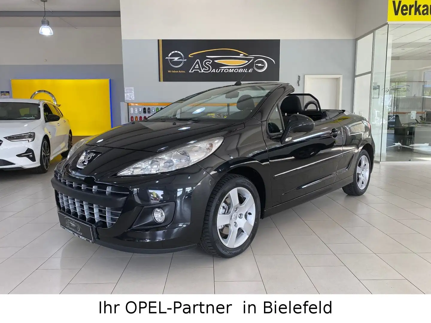 Peugeot 207 CC Cabrio-Coupe Schwarz - 1