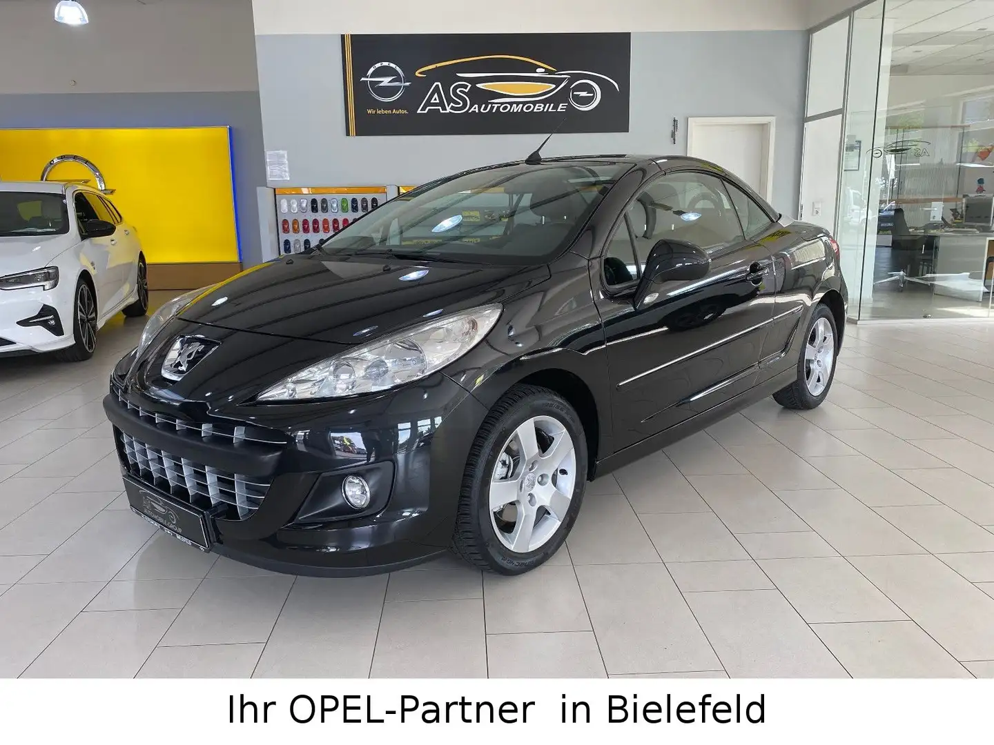 Peugeot 207 CC Cabrio-Coupe Schwarz - 2