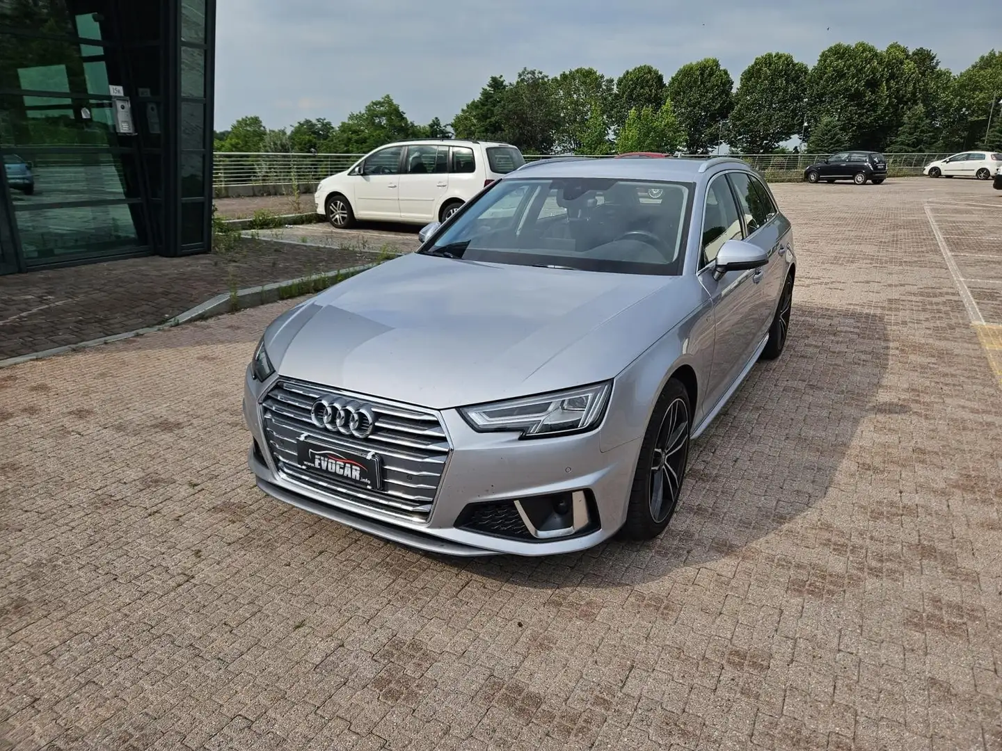Audi A4 Audi A4 S line PROMO USATO/SCAMBIO Argento - 1