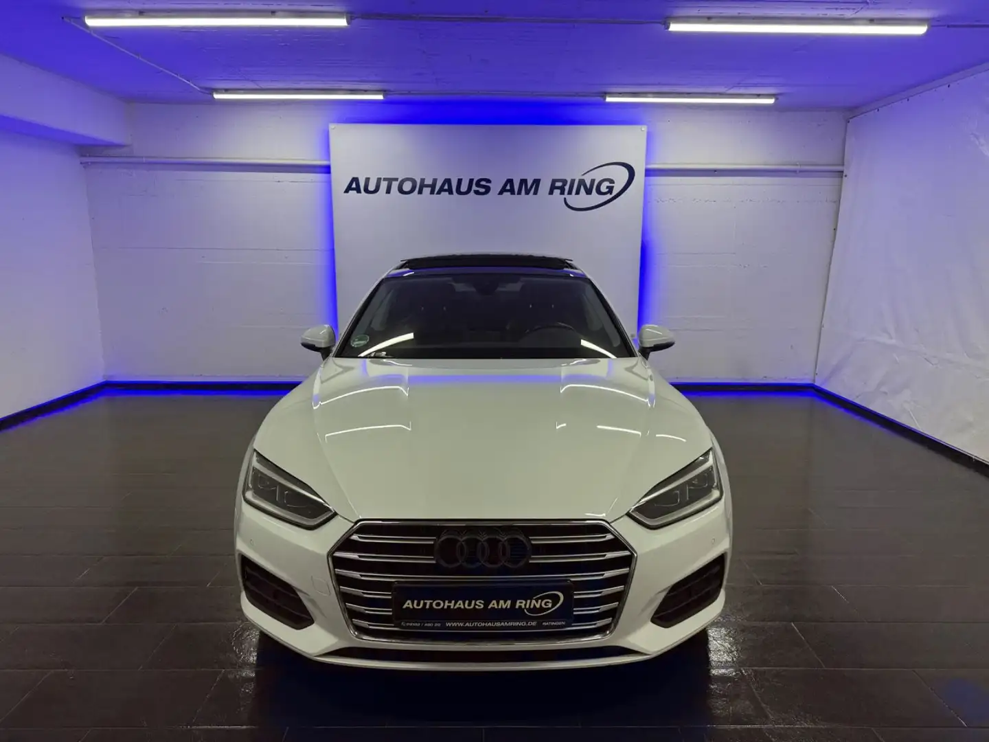 Audi A5 Sportback PANO LEDER NAV AHK LED VERKEHR 3ZON Bianco - 1