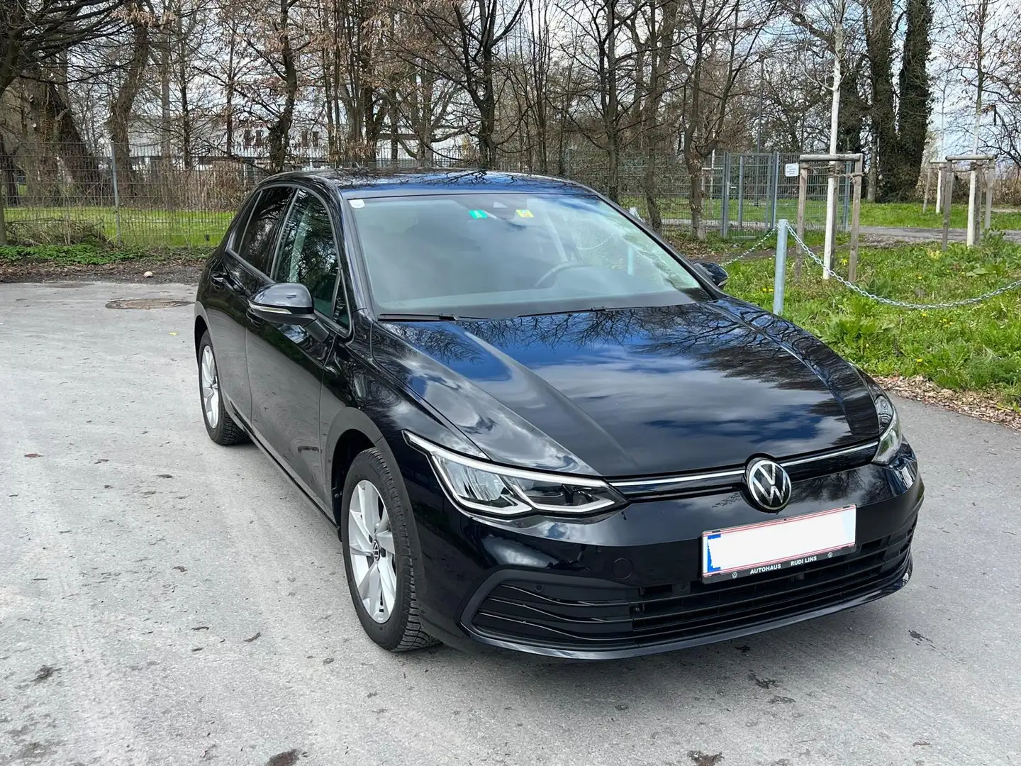 Volkswagen Golf Golf Life 1,0 TSI Life Schwarz - 1