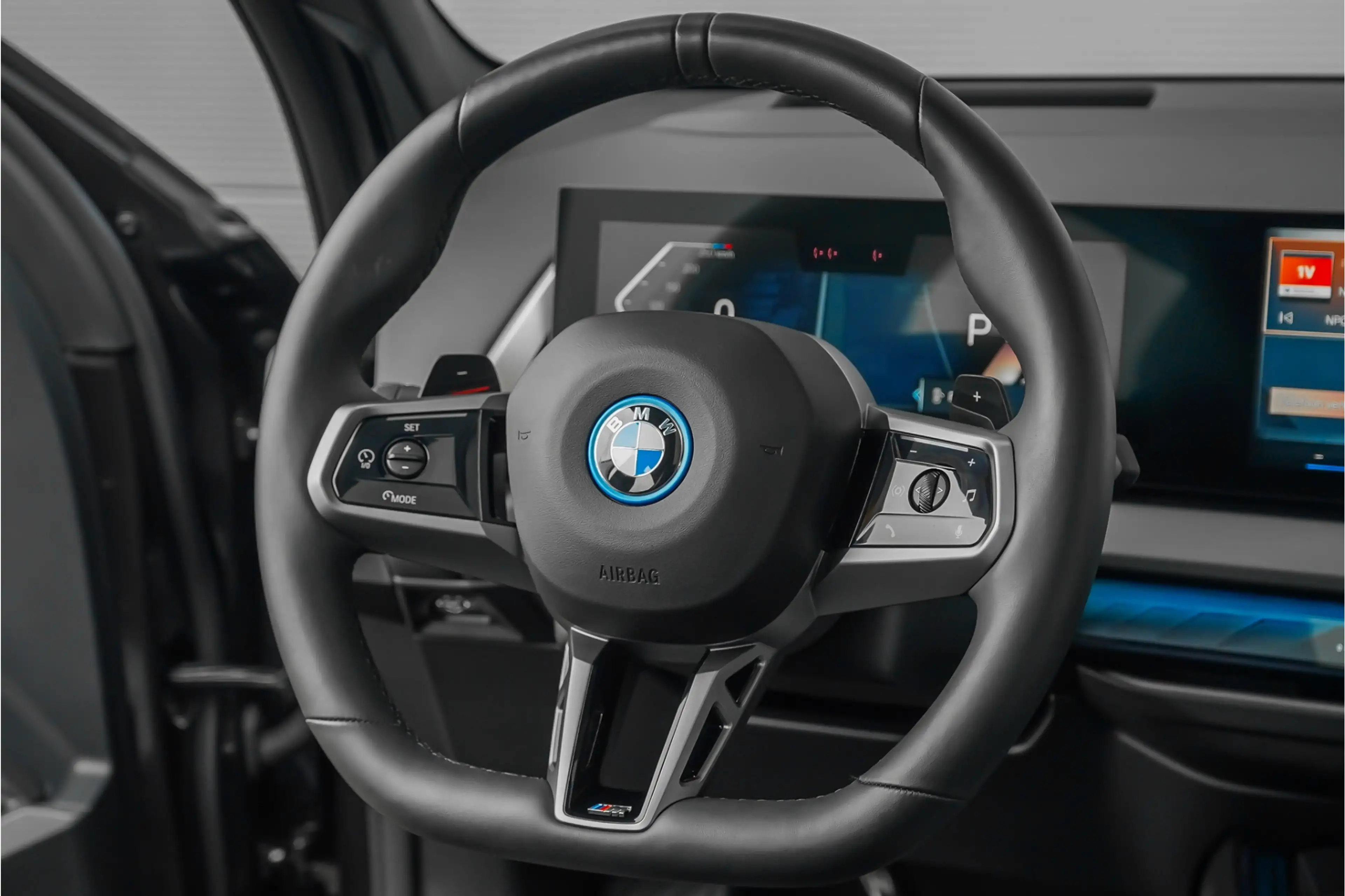 BMW X3 30e xDrive M-Sport Pano Driving Assist Plus 360° H — photo 20