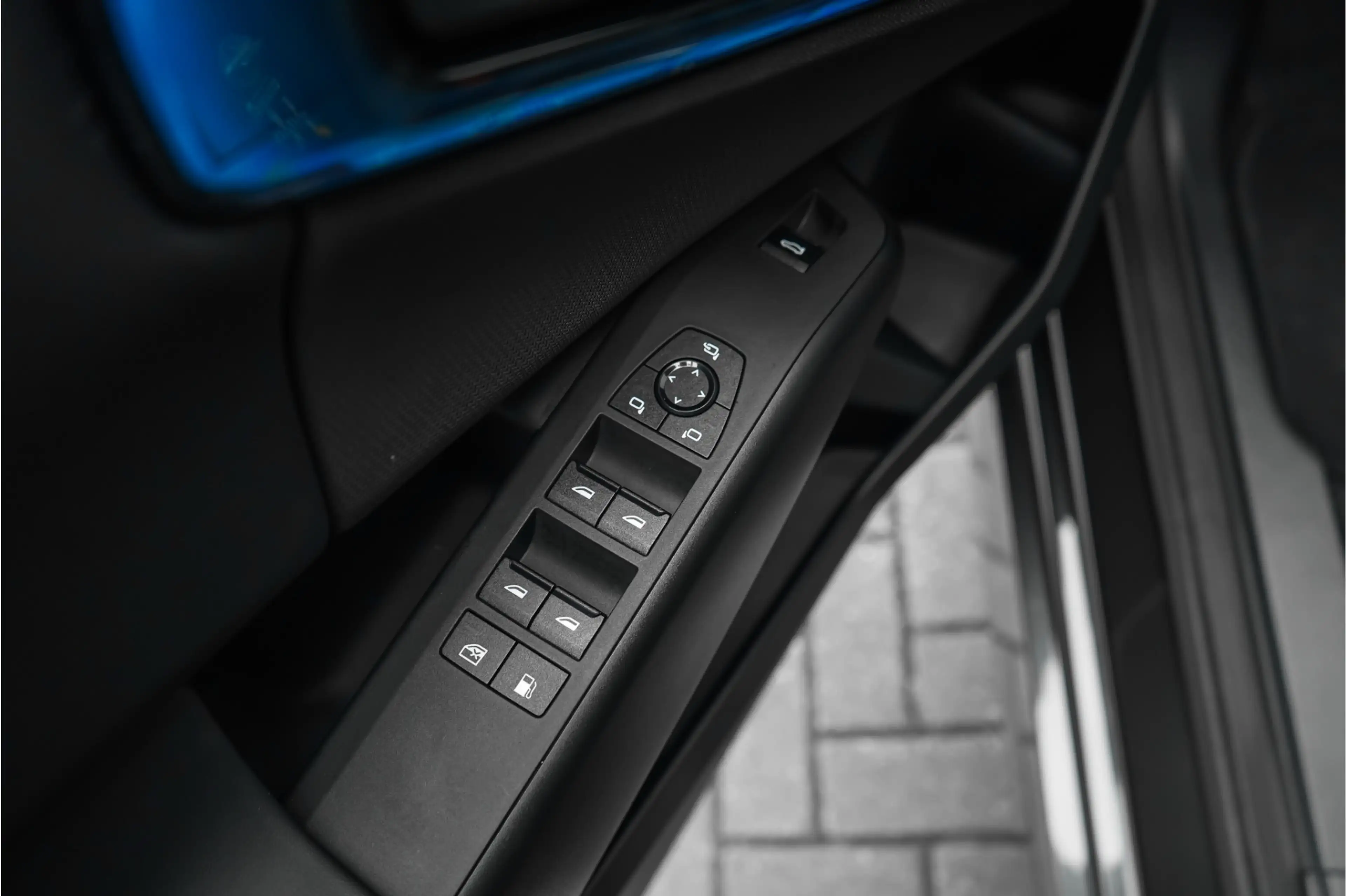 BMW X3 30e xDrive M-Sport Pano Driving Assist Plus 360° H — photo 42