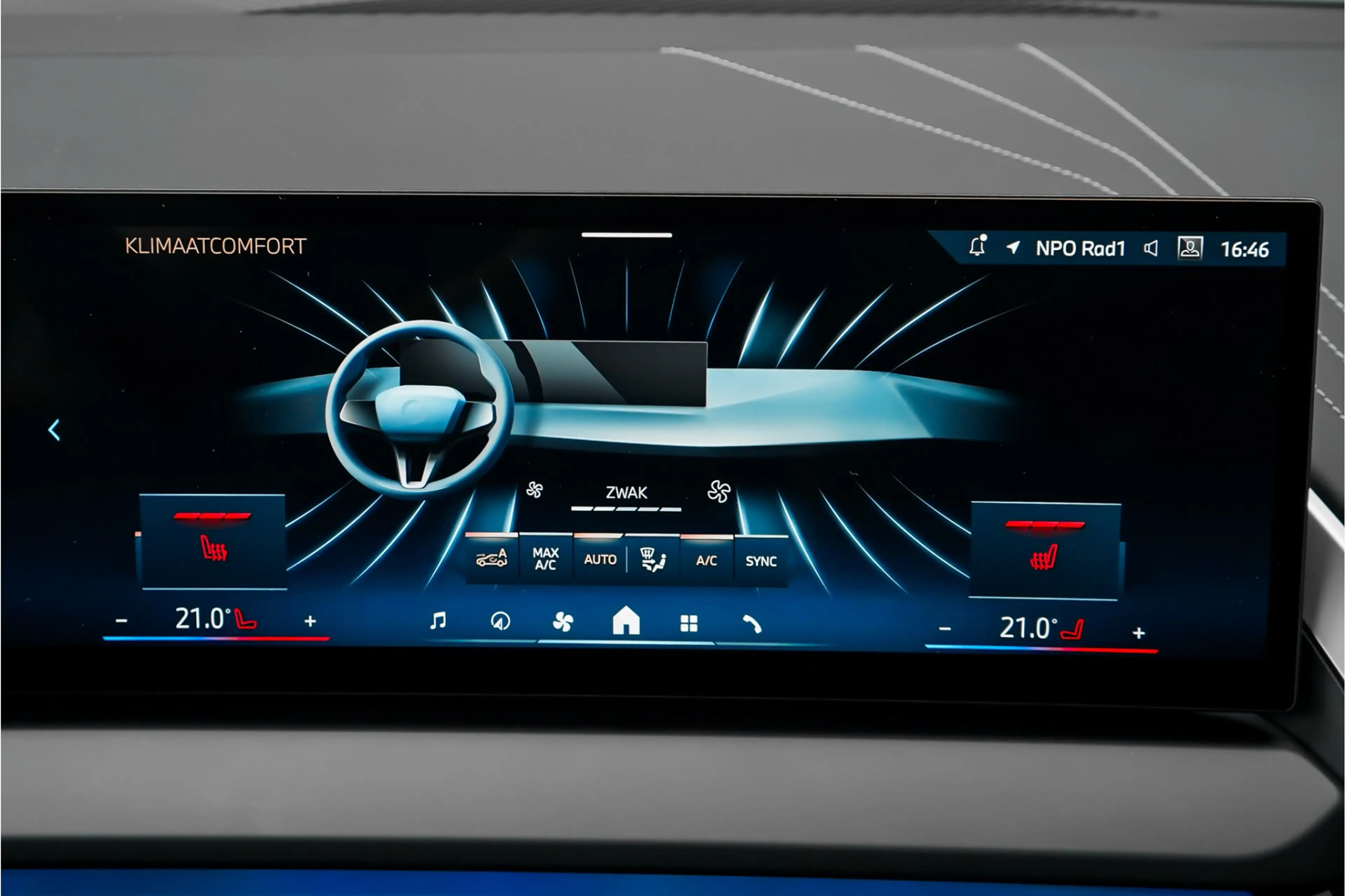 BMW X3 30e xDrive M-Sport Pano Driving Assist Plus 360° H — photo 30
