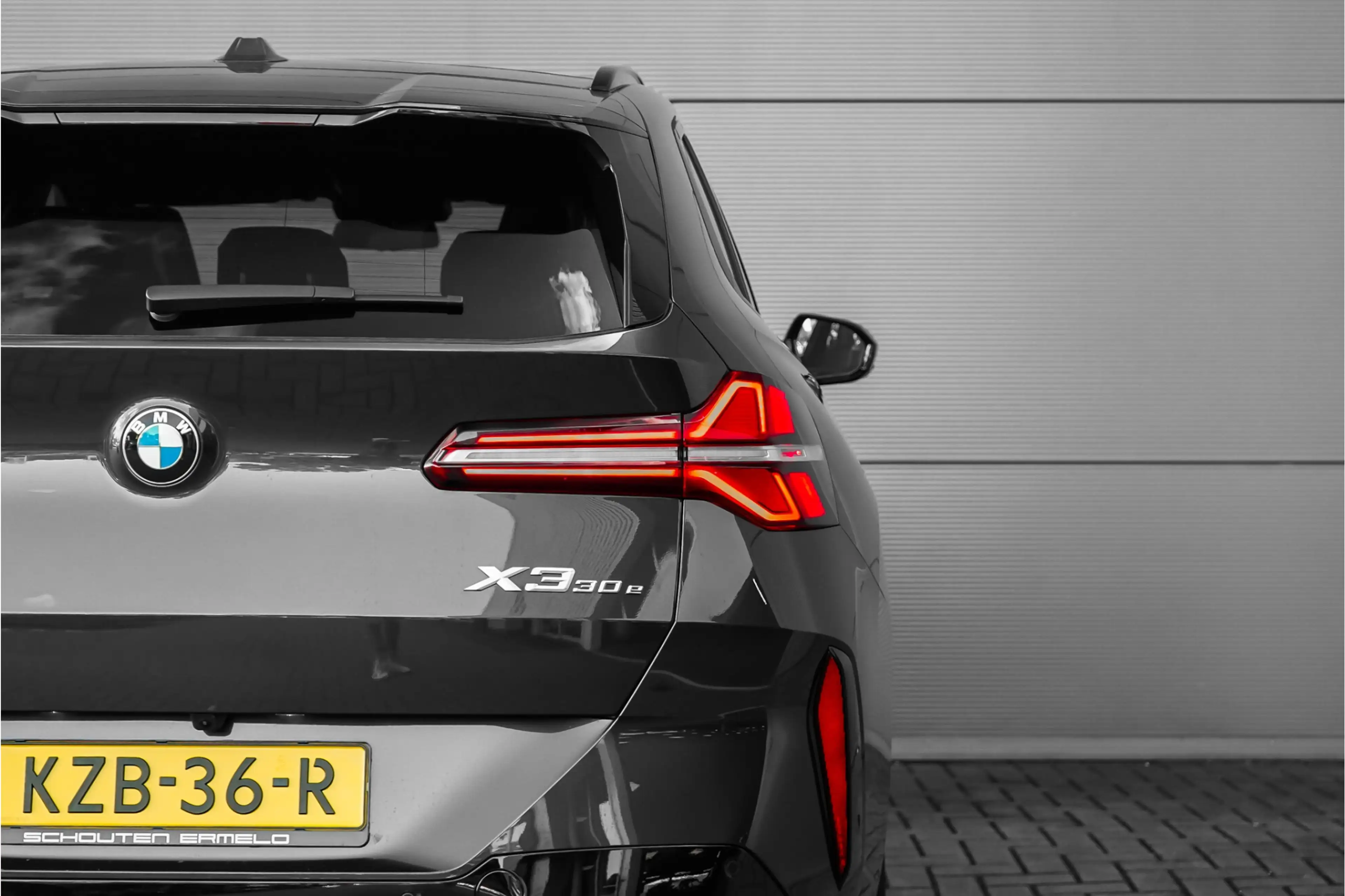 BMW X3 30e xDrive M-Sport Pano Driving Assist Plus 360° H — photo 17