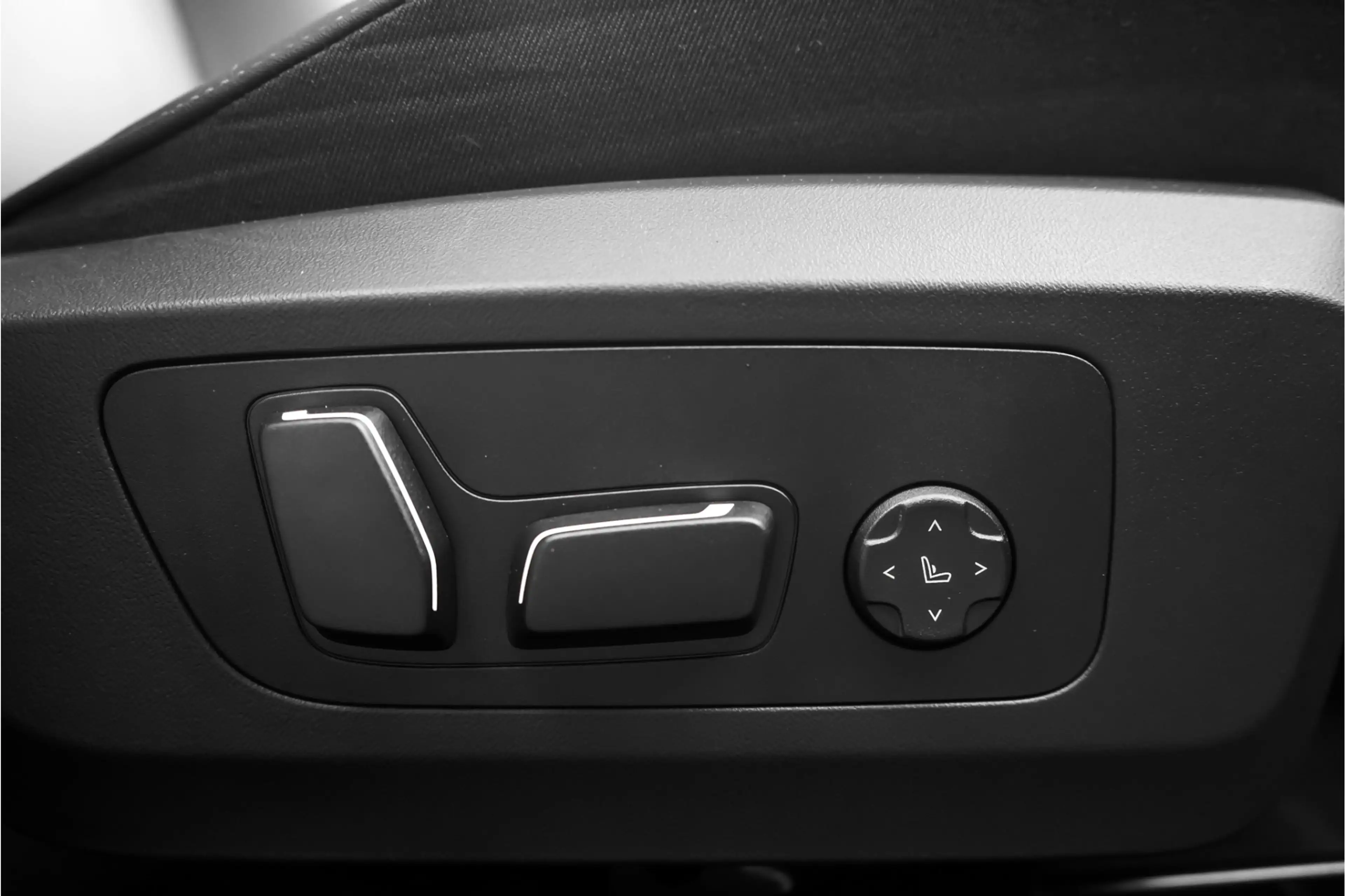 BMW X3 30e xDrive M-Sport Pano Driving Assist Plus 360° H — photo 37
