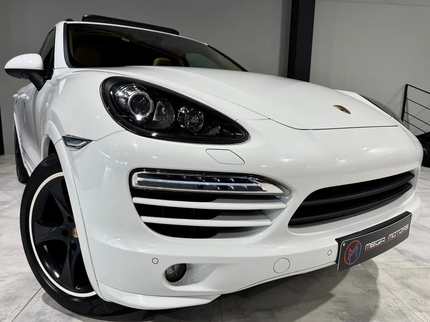 Porsche Cayenne 3.0d 245CV "KiT GTS D’ORiGiNE" !! FULL CARNET !! Blanco - 1