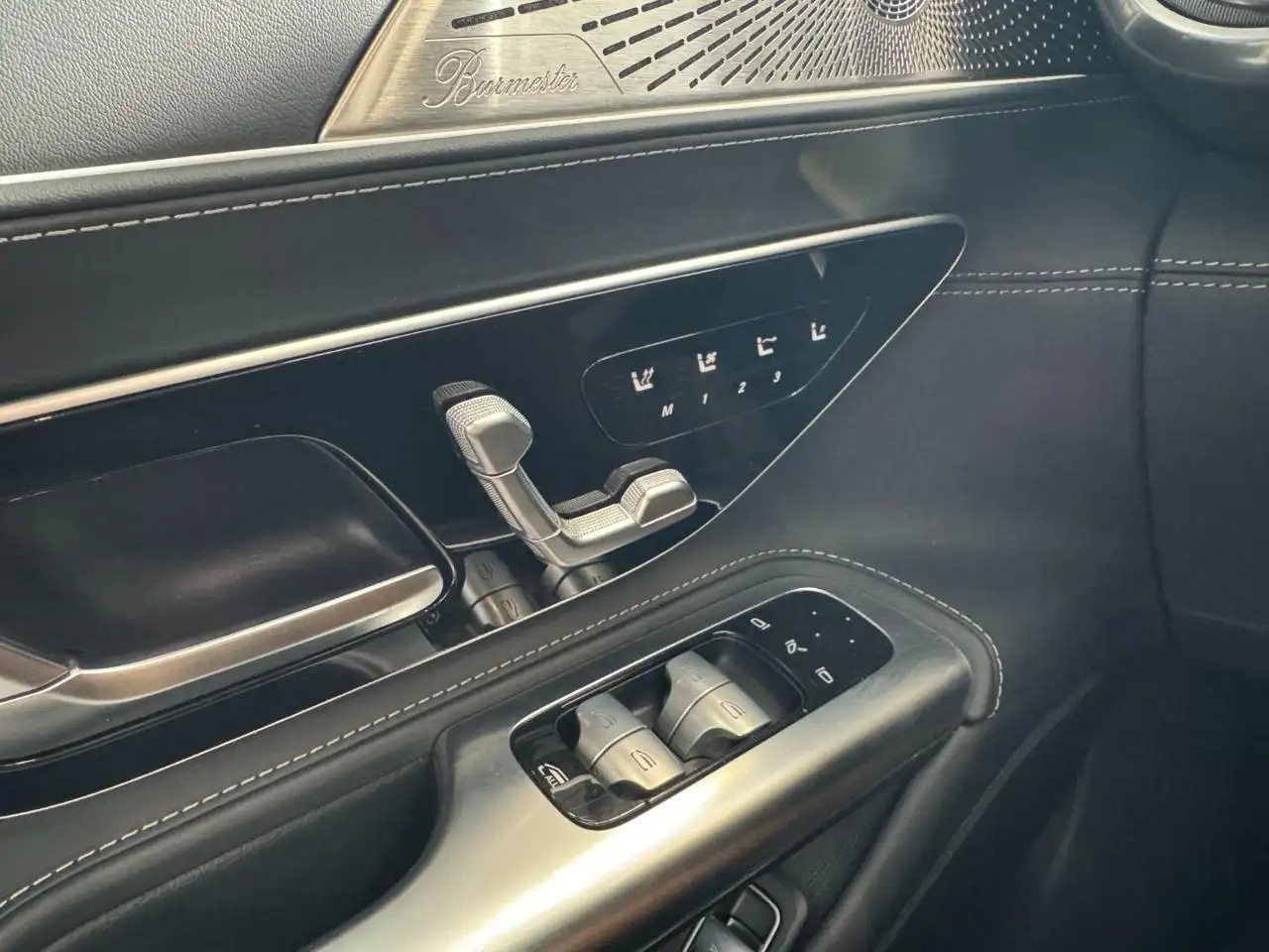 Mercedes-Benz SL Premium Plus + 21", миниатюра 3