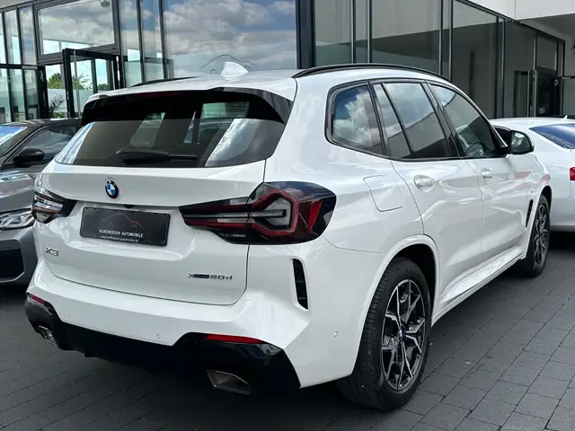 BMW X3 view 4