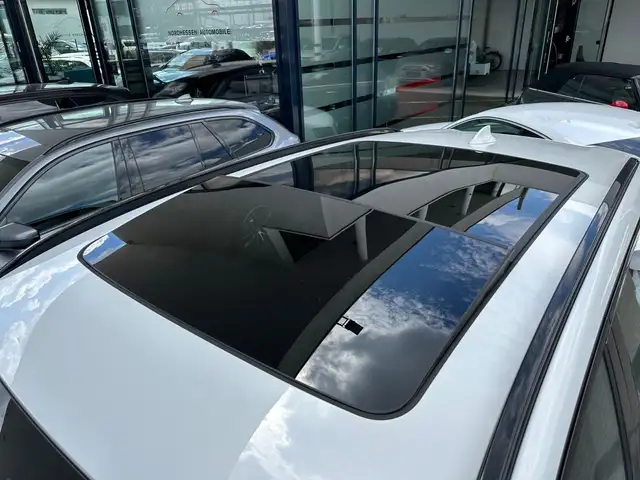 BMW X3 view 9