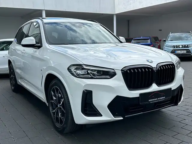 BMW X3 view 2