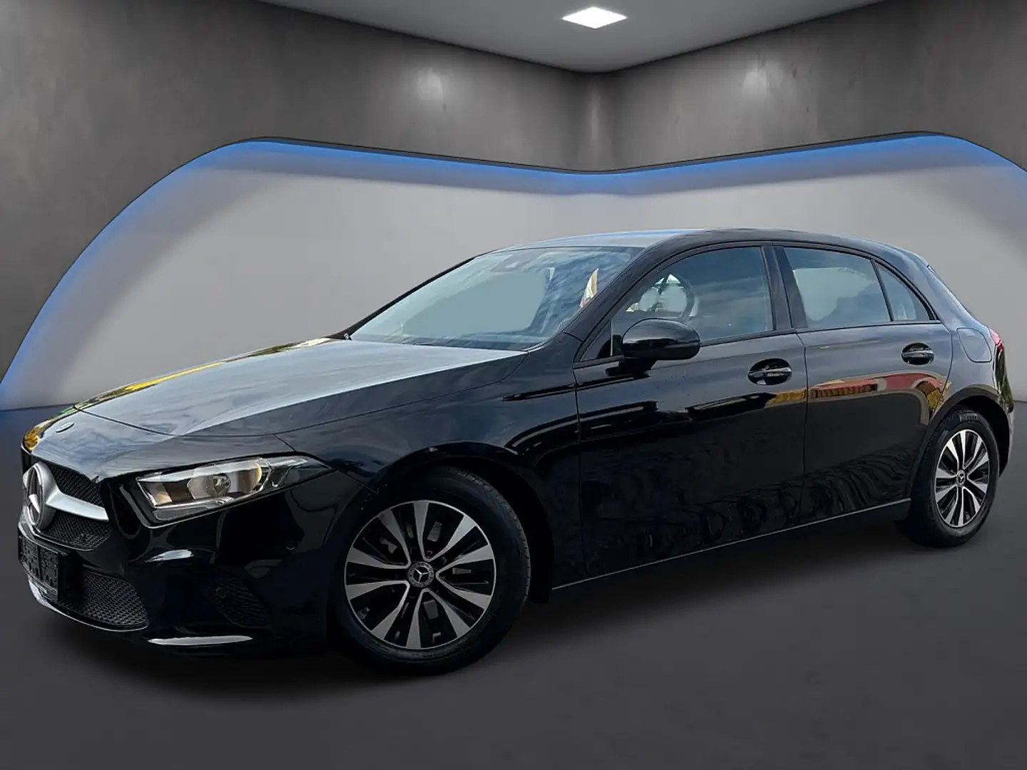 Mercedes-Benz A 200 d Aut. *Widescreen*Sitzhz*Kamera*Navi* Zwart - 2