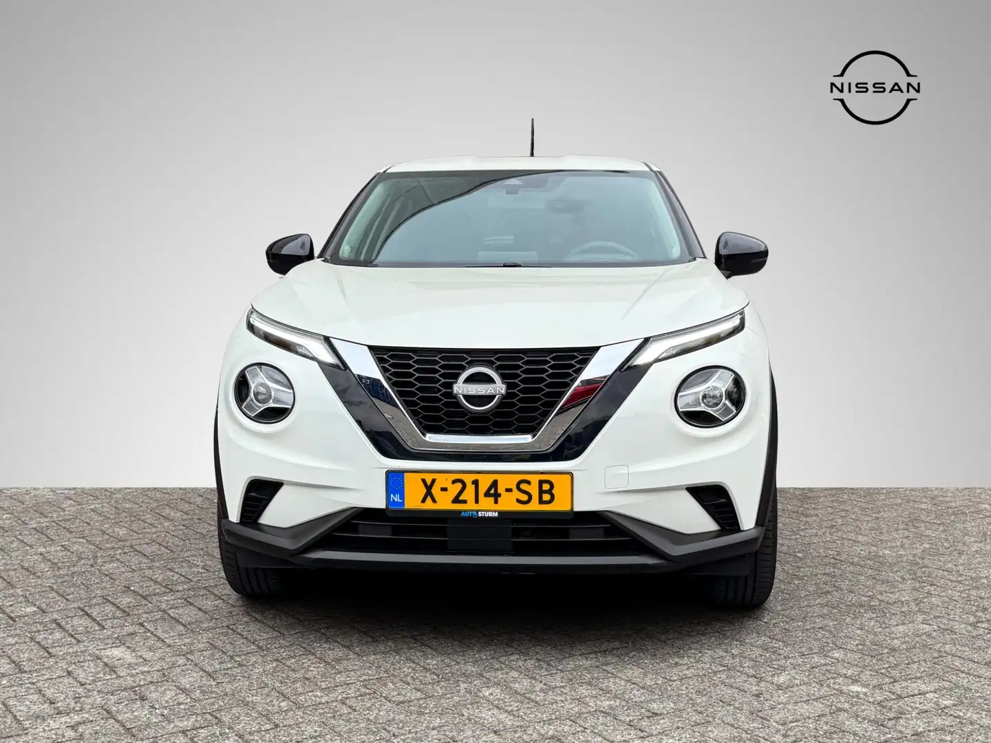 Nissan Juke 1.0 DIG-T Acenta Comfort Pack Fehér - 2