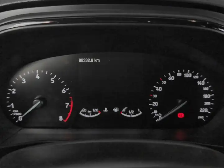 Ford Focus 2018, foto 17