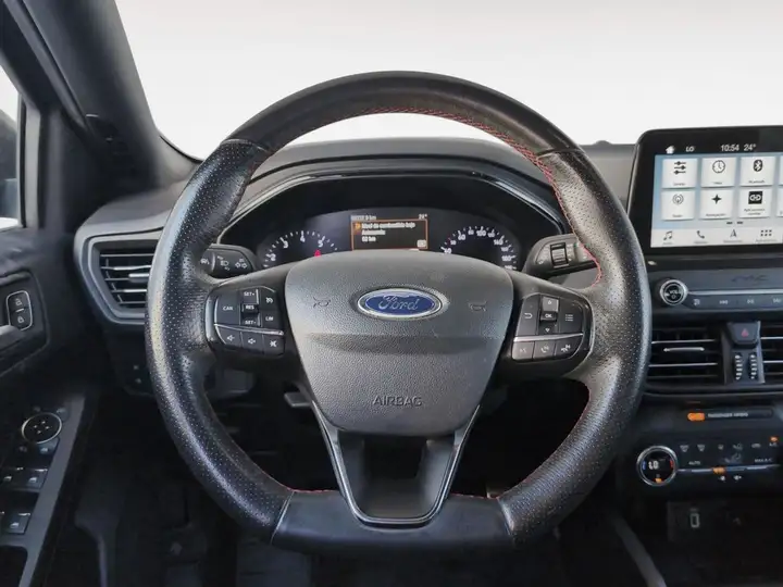 Ford Focus 2018, foto 11