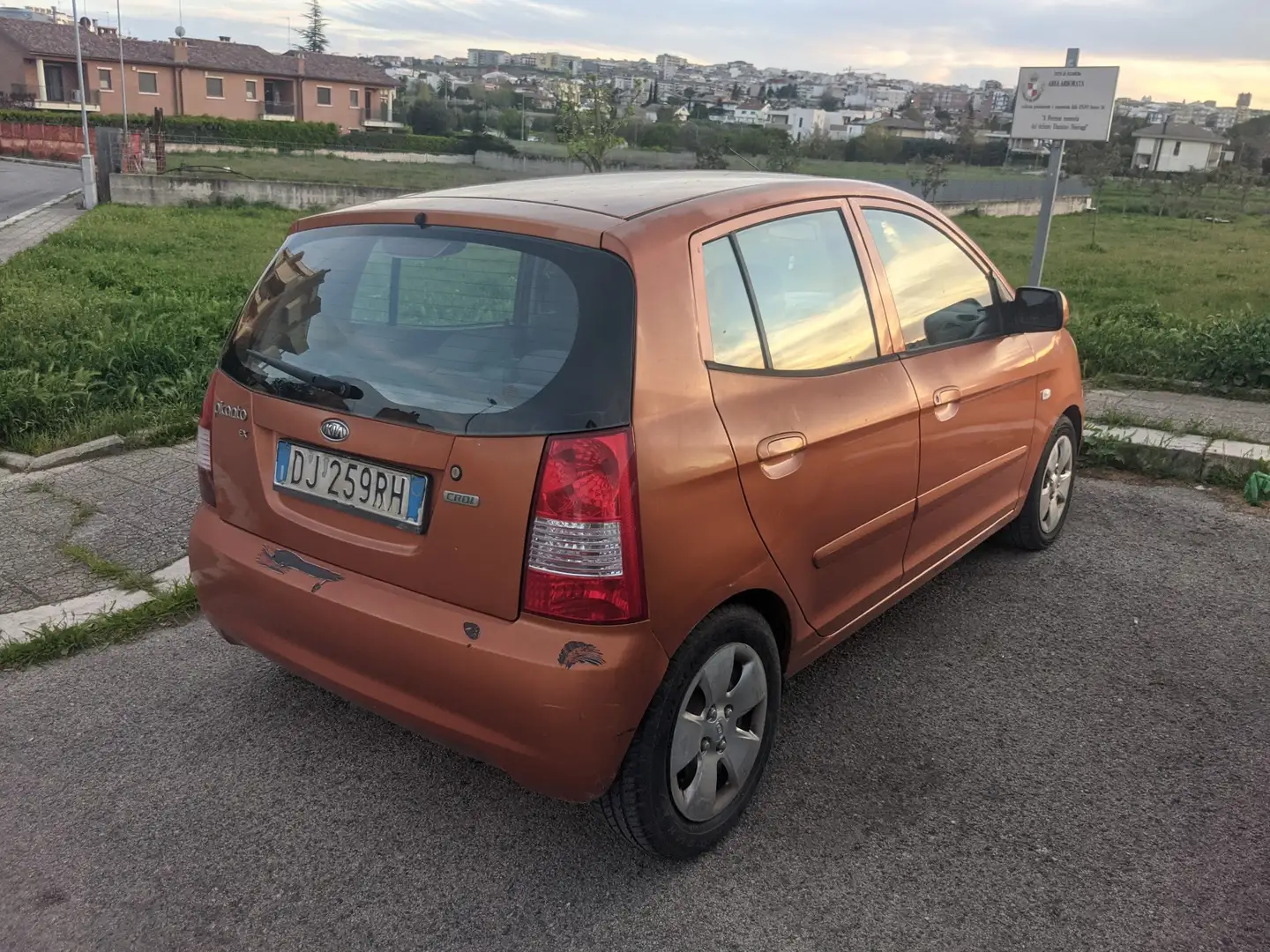 Kia Picanto 1.1 crdi vgt Fresh - 1
