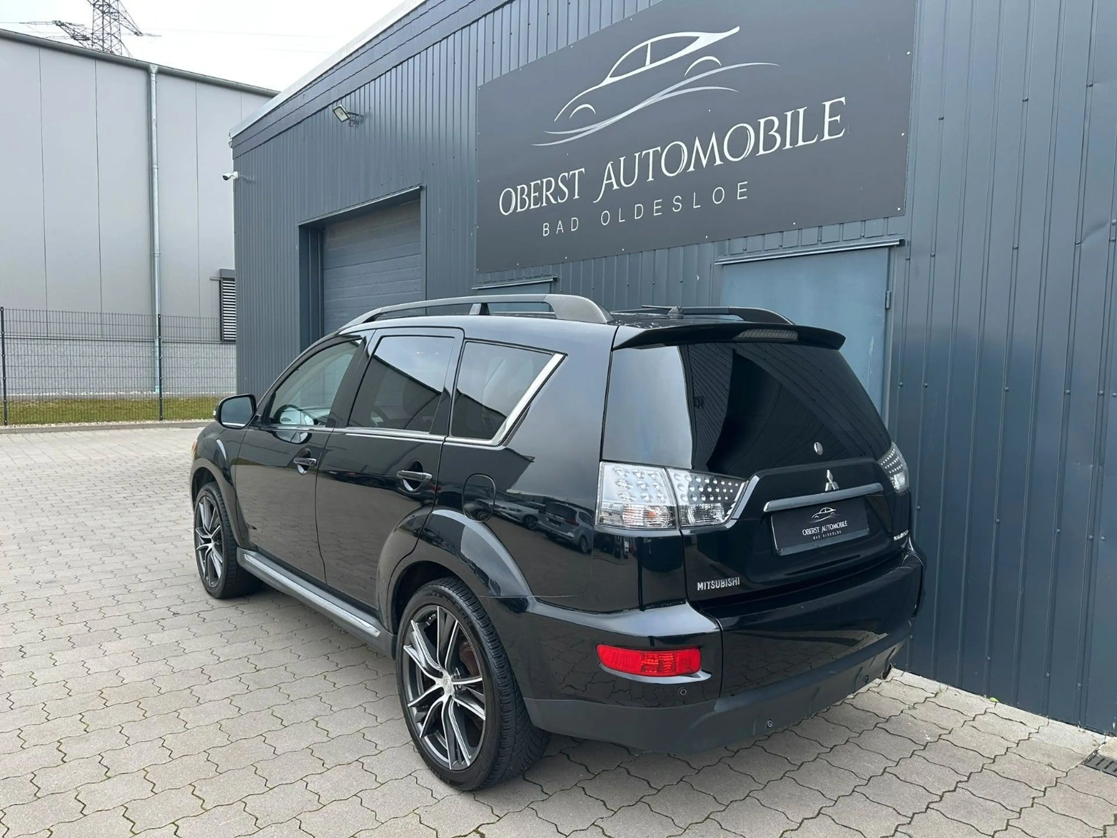 Mitsubishi Outlander Edition 2WD*Tüv NEU*PDC*Allwetter* — photo 8