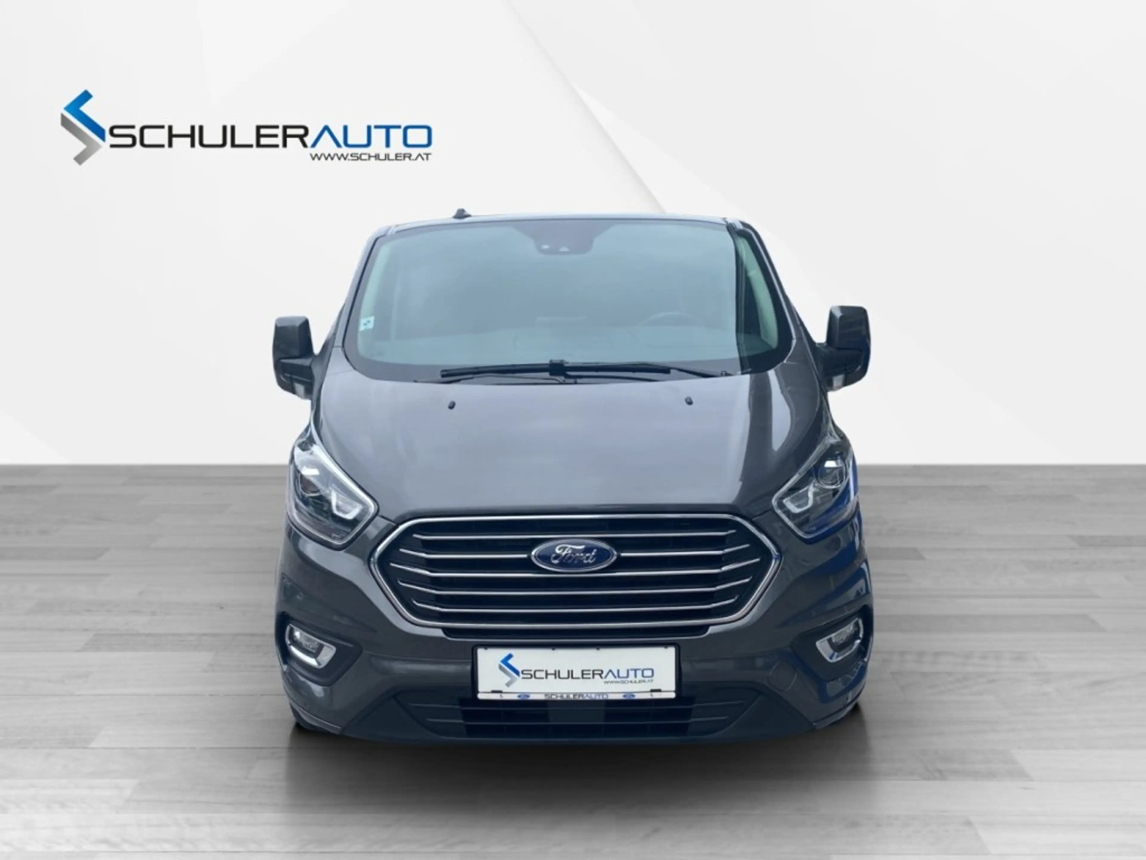 Ford Tourneo Custom 2,0EcoBlue Titanium L1 130 PS Aut — photo 2