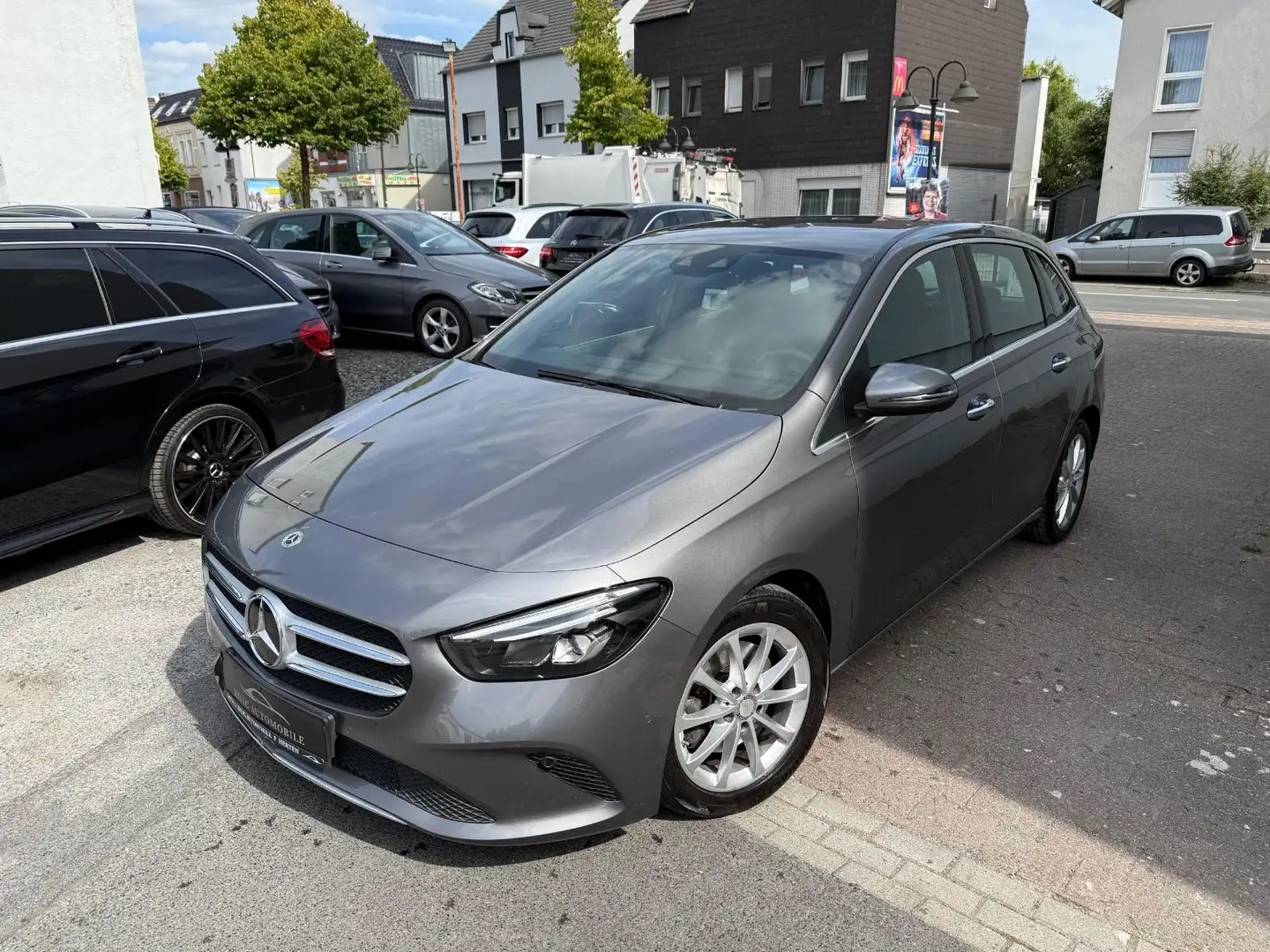 Mercedes-Benz B 220 4Matic LED*Widescreen*Kamera*AHK Grau - 2