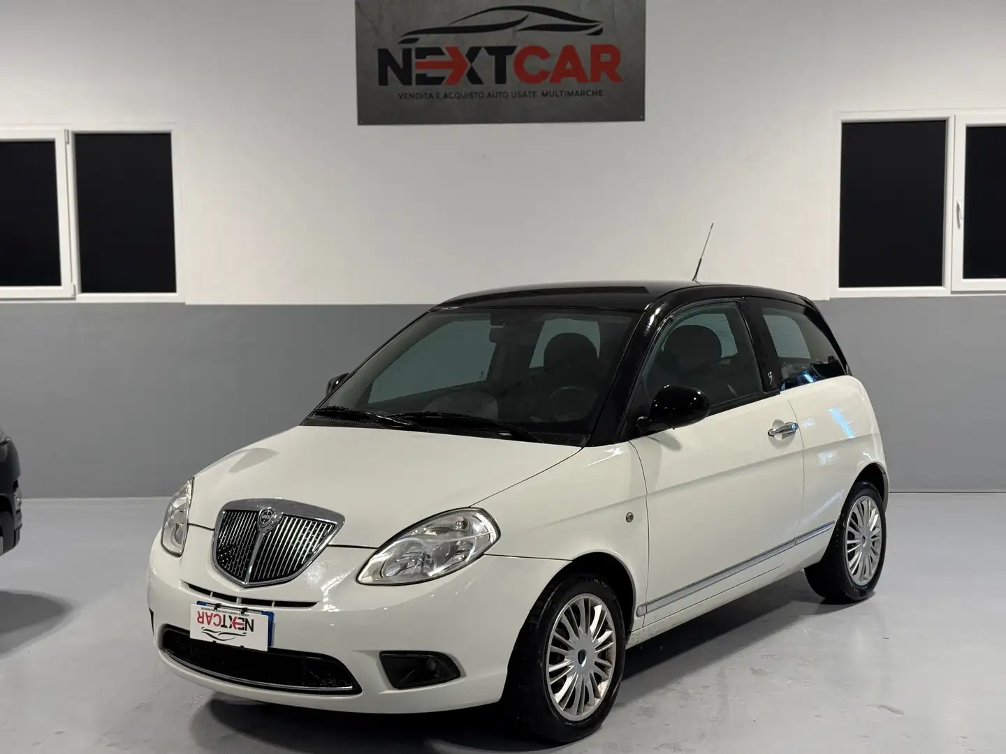 Lancia Ypsilon 1.3 mjt 100.000km! Bianco - 1