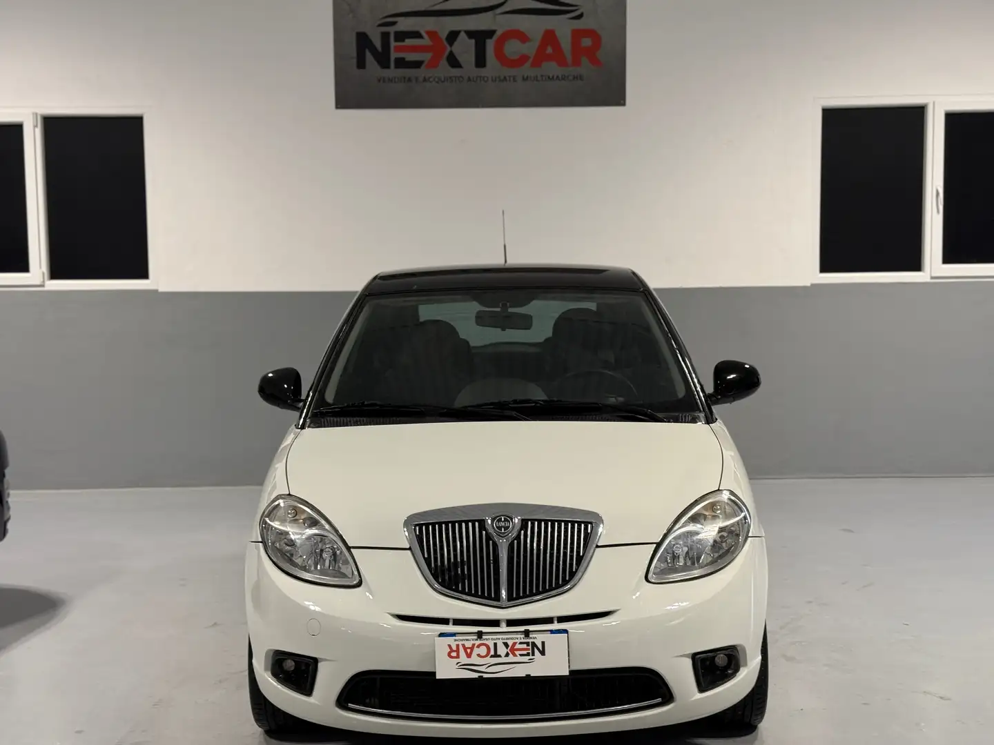 Lancia Ypsilon 1.3 mjt 100.000km! Bianco - 2