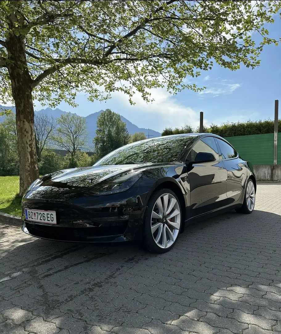 Tesla Model 3 Performance Leasingfähig Schwarz - 2
