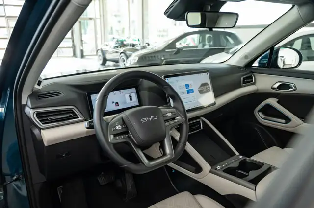 Byd Atto 2 view 8