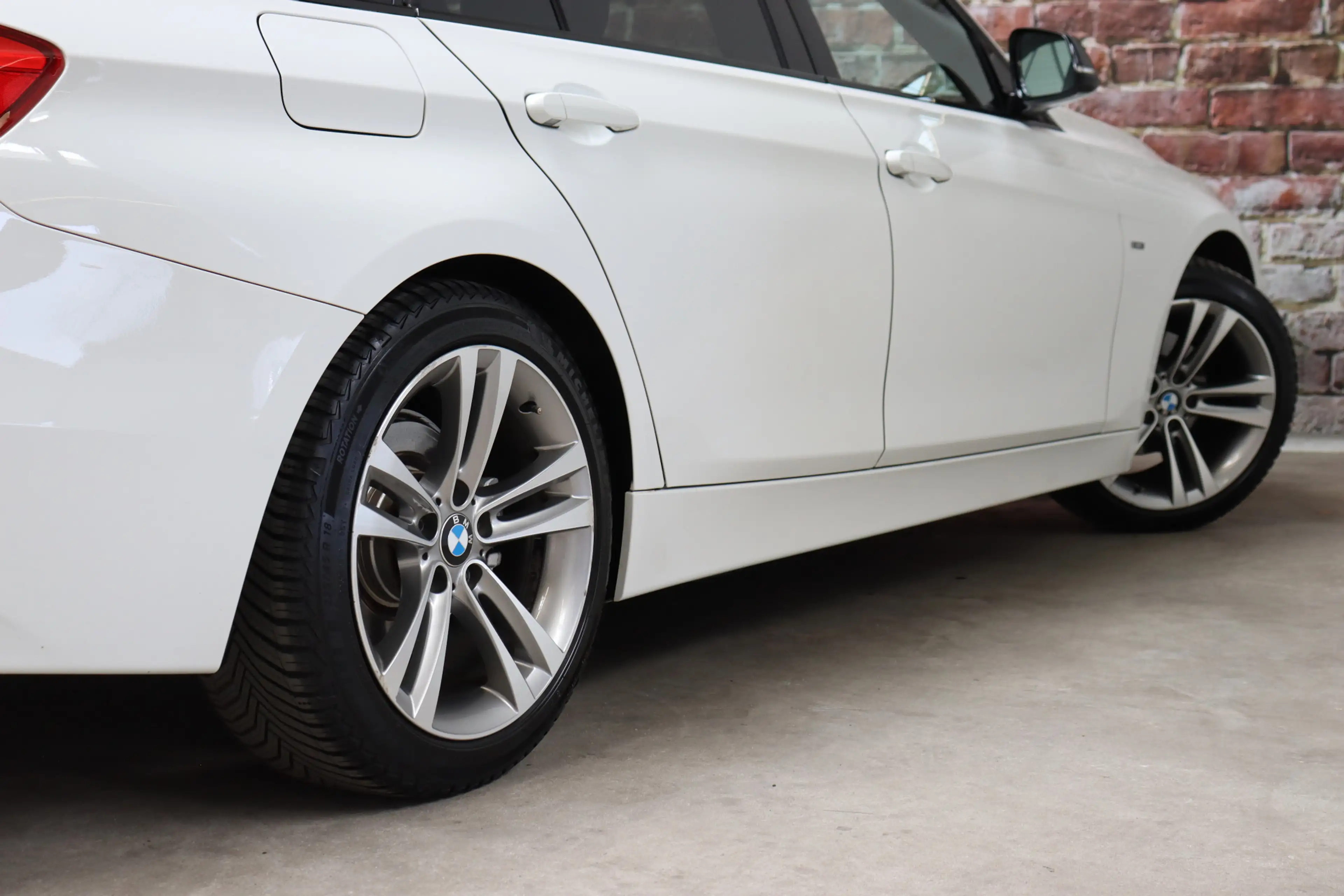 BMW 316 3-serie Touring 316i High Executive Sport Line / N — photo 6