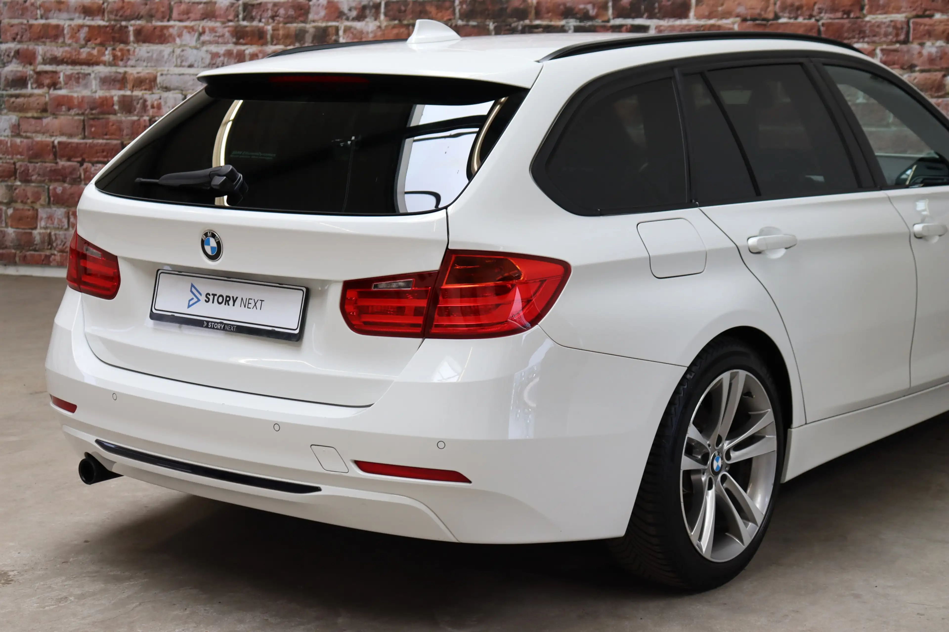BMW 316 3-serie Touring 316i High Executive Sport Line / N — photo 5
