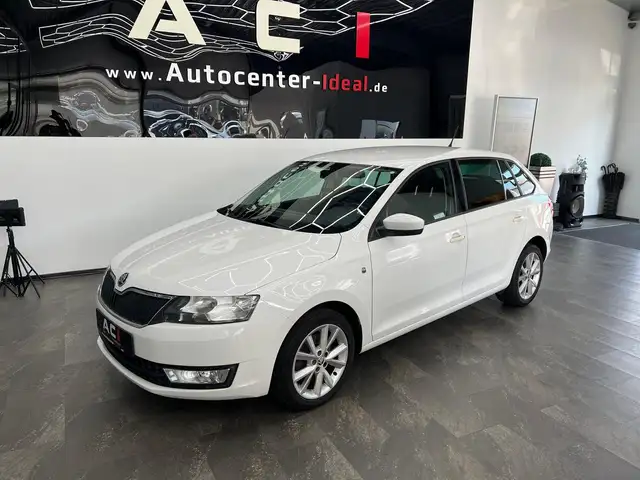 Skoda Rapid view 2