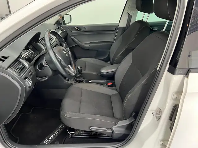 Skoda Rapid view 15