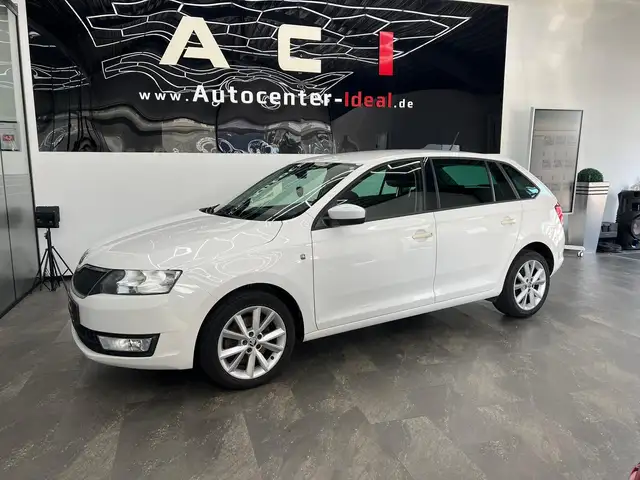 Skoda Rapid view 3