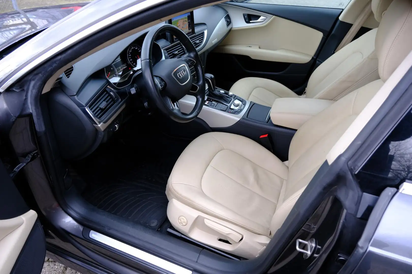 Audi A7 Sportback 3.0 TDI Quattro Aut. Leder|LED|Navi|LMV siva - 2